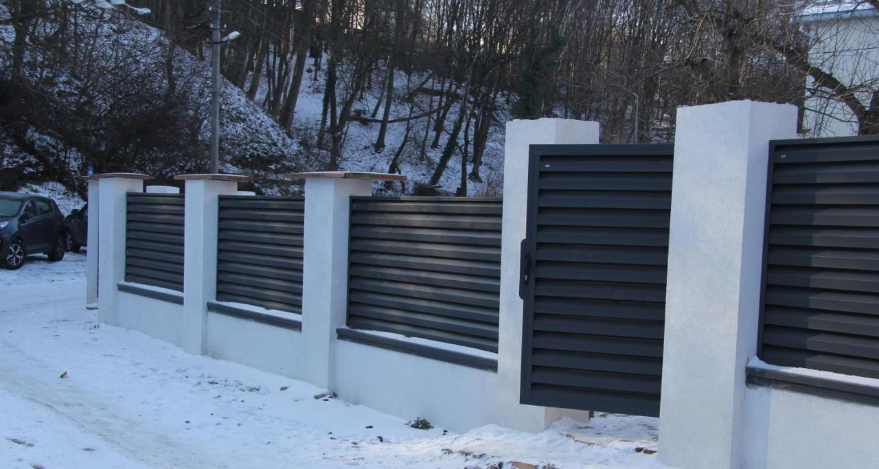Flat In Cottage Close To The Centre Parking, Wifi, Bbq Lviv Exterior foto