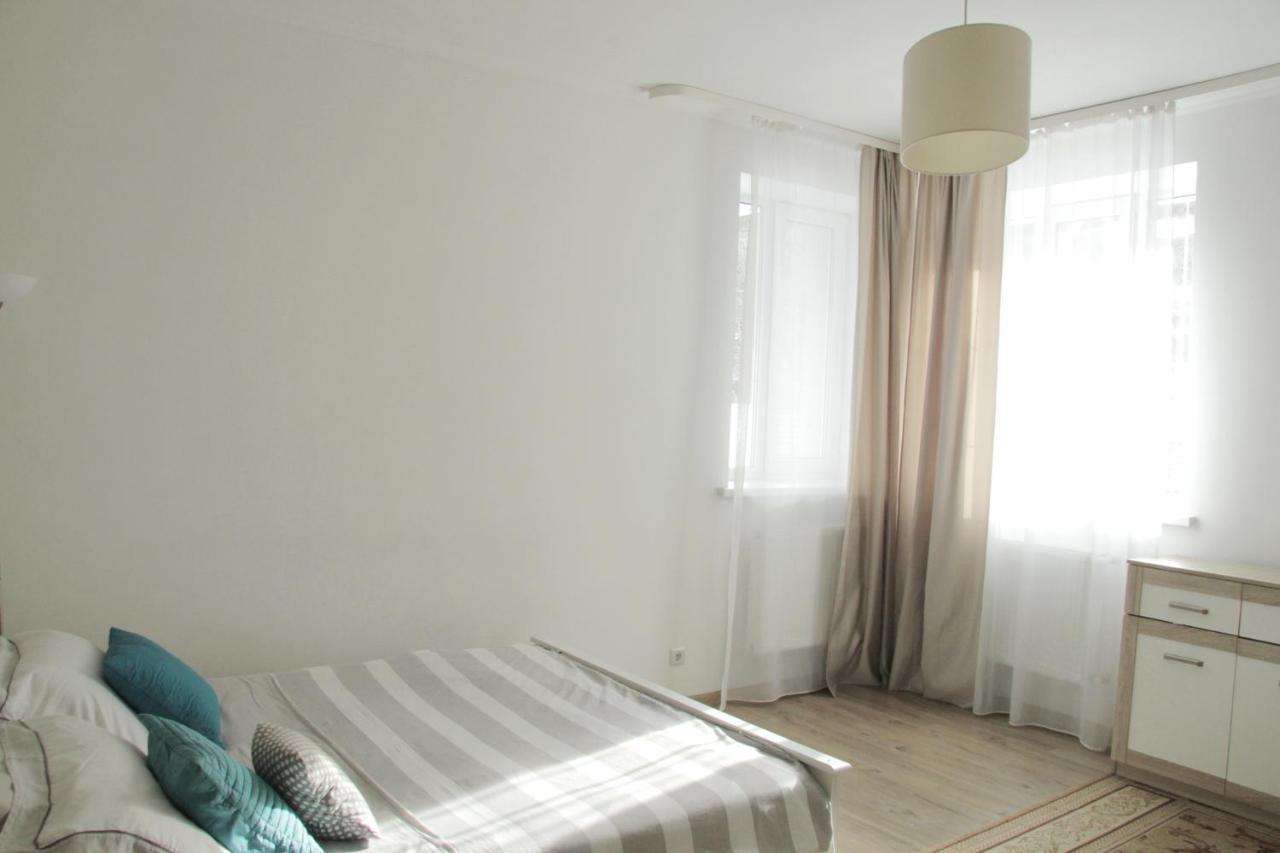 Flat In Cottage Close To The Centre Parking, Wifi, Bbq Lviv Exterior foto